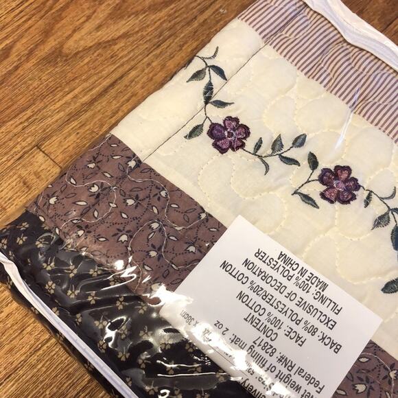 JCP Home Purple and Cream Floral Stripes Cedric Valance Size 52 Inch by 15 Inch - Picture 6 of 6